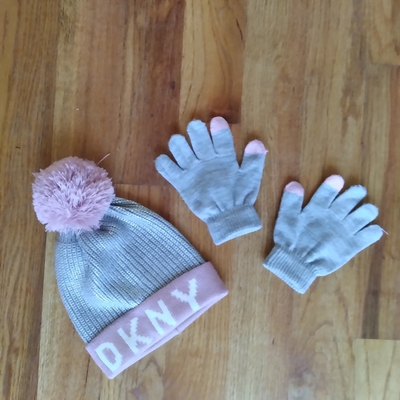 Girls DKNY Metallic Hat Glove Set Grey Knit Pompom Touchscreen Tech Touch Tips - Picture 2 of 16